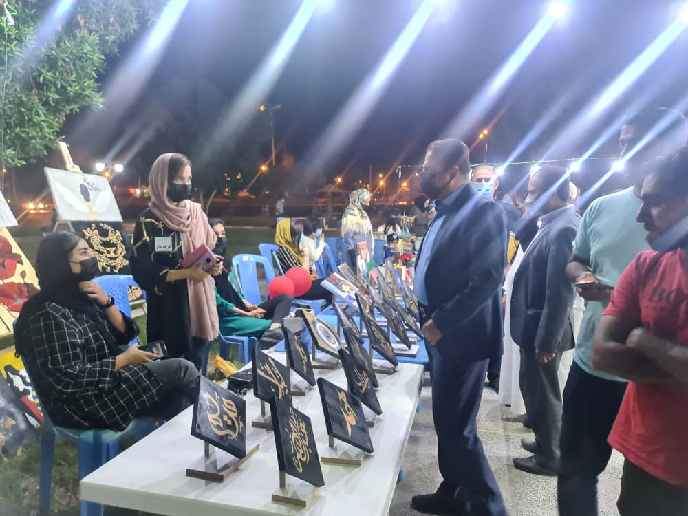 جشنواره صنایع‌دستی و غذاهای محلی در بستک برگزار شد